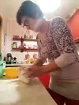 Snapshot of passione503 chatting on December 2024 05:55:01 PM passione503 online show from December 2024 05:55:01 PM