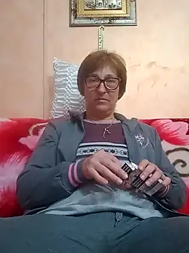 Snapshot of passione503 chatting on February 2025 12:33:01 PM passione503 online show from February 2025 12:33:01 PM