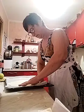 Snapshot of passione503 chatting on October 2025 11:42:01 AM passione503 online show from October 2025 11:42:01 AM