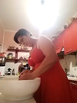 Snapshot of passione503 chatting on October 2025 05:35:02 AM passione503 online show from October 2025 05:35:02 AM