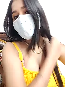 Snapshot of Gloie4u chatting on December 2024 02:33:02 PM Gloie4u online show from December 2024 02:33:02 PM