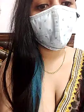 Snapshot of Gloie4u chatting on January 2025 10:06:01 PM Gloie4u online show from January 2025 10:06:01 PM