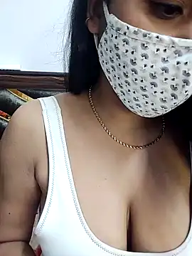 Snapshot of Gloie4u chatting on February 2025 03:57:02 PM Gloie4u online show from February 2025 03:57:02 PM