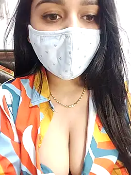 Snapshot of Gloie4u chatting on February 2025 07:58:01 PM Gloie4u online show from February 2025 07:58:01 PM