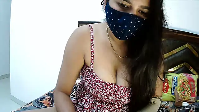 Snapshot of Gloie4u chatting on September 2025 08:06:01 AM Gloie4u online show from September 2025 08:06:01 AM