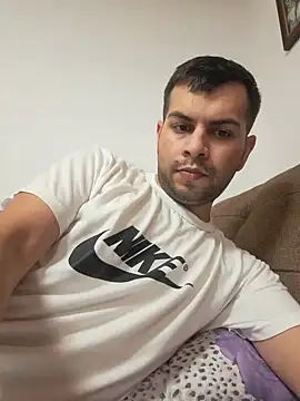 hornny1995 online show from December 2024 07:03:02 PM