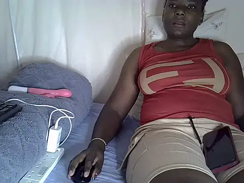 Sweetreena online show from October 2025 03:18:01 AM