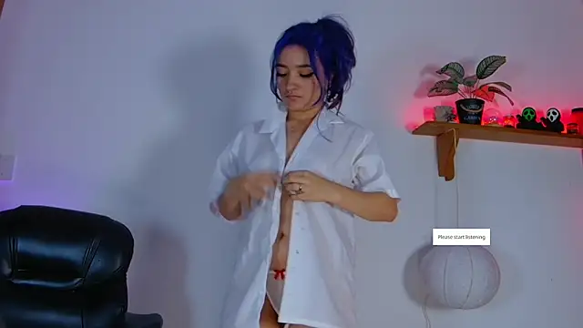 Snapshot of vayolett01_dakotta chatting on October 2025 03:28:01 AM vayolett01 dakotta online show from October 2025 03:28:01 AM