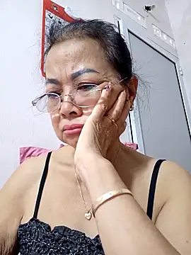 Hotestlove online show from October 2025 10:21:02 PM