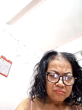 Hotestlove online show from November 2025 02:24:02 PM