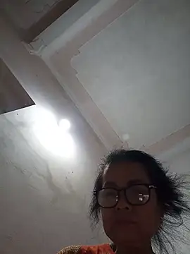Hotestlove online show from May 2026 10:38:01 PM