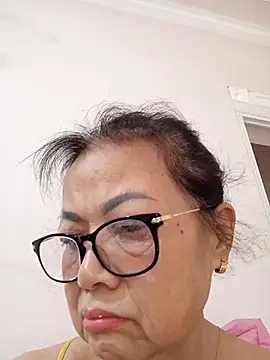 Hotestlove online show from July 2026 11:03:01 PM