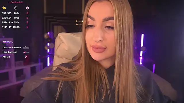 LiaBrazzerr online show from January 2025 12:01:01 PM