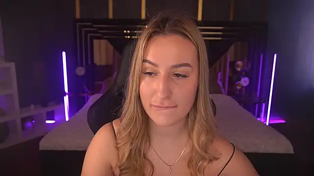 LiaBrazzerr online show from February 2025 09:54:01 AM