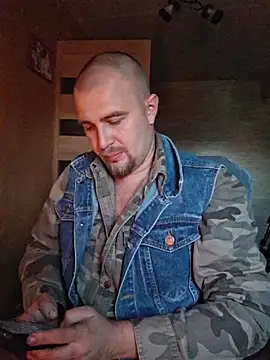 Foxyshaved online show from September 2025 03:50:02 AM