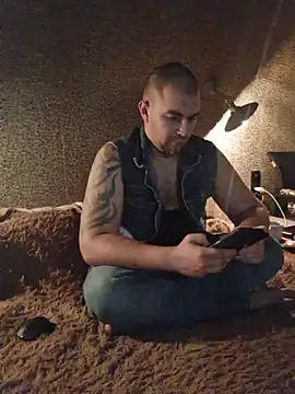 Foxyshaved online show from October 2025 01:39:02 AM