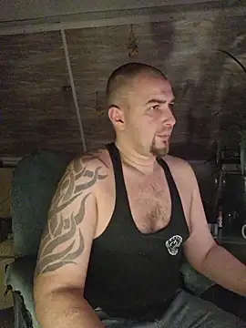 Foxyshaved online show from November 2025 04:44:02 AM