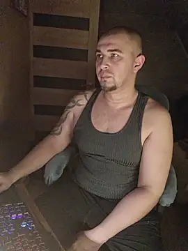 Foxyshaved online show from January 2026 06:18:01 AM