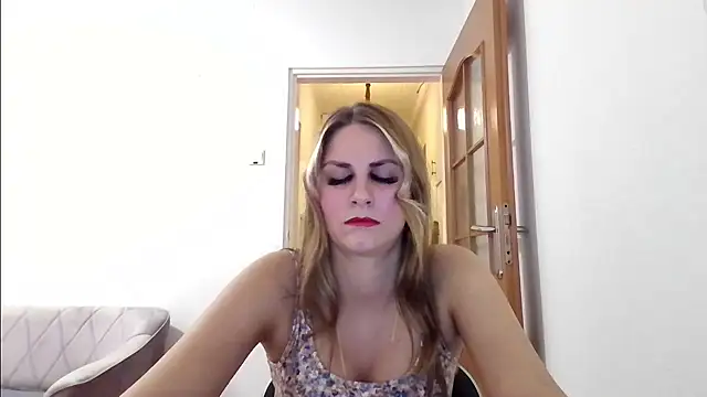 Snapshot of DagmarieFlirt chatting on February 2025 07:14:01 PM DagmarieFlirt online show from February 2025 07:14:01 PM