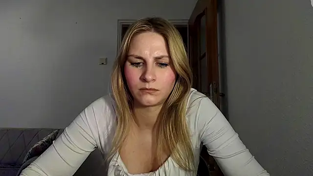 Snapshot of DagmarieFlirt chatting on March 2025 09:24:02 PM DagmarieFlirt online show from March 2025 09:24:02 PM