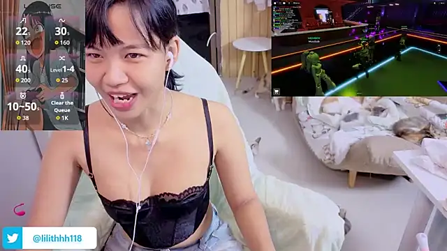 Kana G online show from November 2025 01:44:02 PM