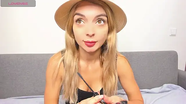  ellen meow  online show from February 2025 06:51:02 PM