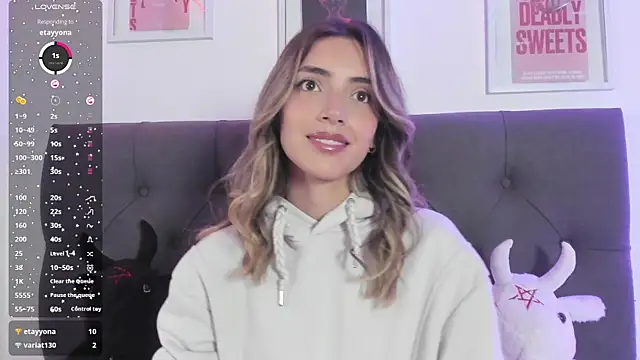 Snapshot of IsadoraGalle_ chatting on April 2026 09:12:01 PM IsadoraGalle online show from April 2026 09:12:01 PM