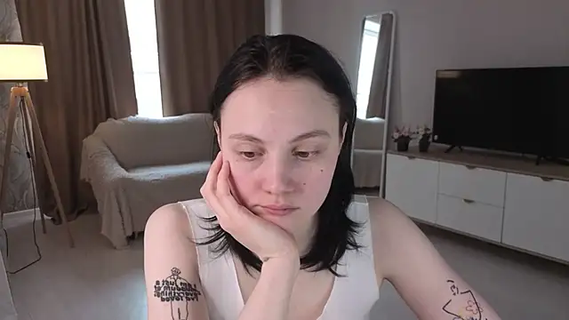 MaryCoopeer online show from April 2026 05:36:02 AM