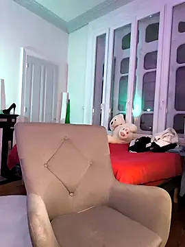 emma4xxx online show from December 2024 08:26:02 PM