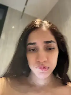 CuteeRose online show from July 2026 02:01:01 PM