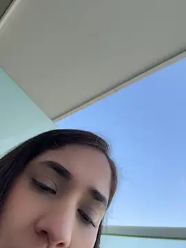 CuteeRose online show from July 2026 12:30:01 PM