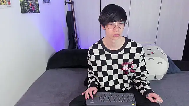 Snapshot of Aventure_Twinks chatting on January 2025 10:34:01 AM Aventure Twinks online show from January 2025 10:34:01 AM