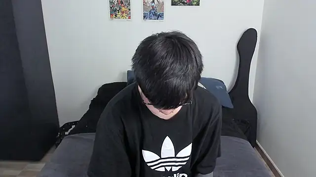 Snapshot of Aventure_Twinks chatting on September 2025 05:05:02 PM Aventure Twinks online show from September 2025 05:05:02 PM