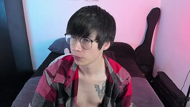 Snapshot of Aventure_Twinks chatting on November 2025 05:29:02 AM Aventure Twinks online show from November 2025 05:29:02 AM