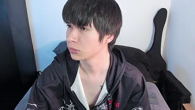 Snapshot of Aventure_Twinks chatting on March 2026 02:22:01 AM Aventure Twinks online show from March 2026 02:22:01 AM