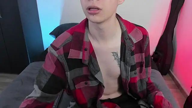 Aventure Twinks online show from July 2026 02:38:02 AM