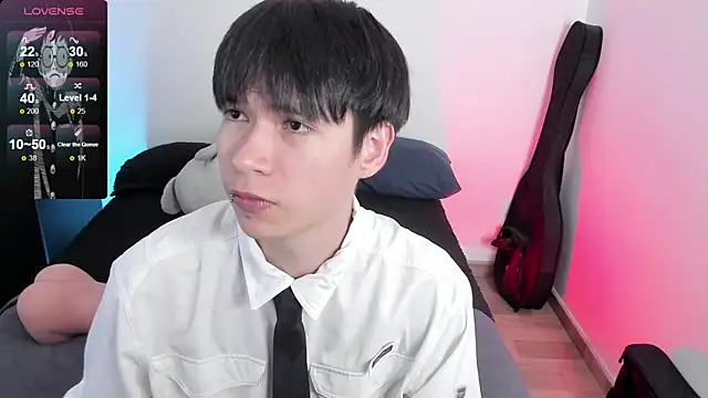 Aventure Twinks online show from July 2026 04:04:02 AM