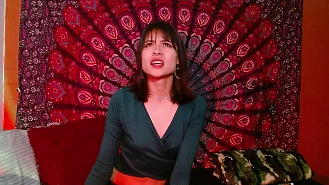 Snapshot of AbbySccott chatting on December 2024 10:39:02 PM AbbySccott online show from December 2024 10:39:02 PM