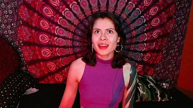 Snapshot of AbbySccott chatting on December 2024 11:49:02 PM AbbySccott online show from December 2024 11:49:02 PM