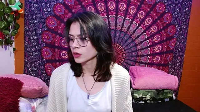 Snapshot of AbbySccott chatting on March 2025 12:51:01 AM AbbySccott online show from March 2025 12:51:01 AM