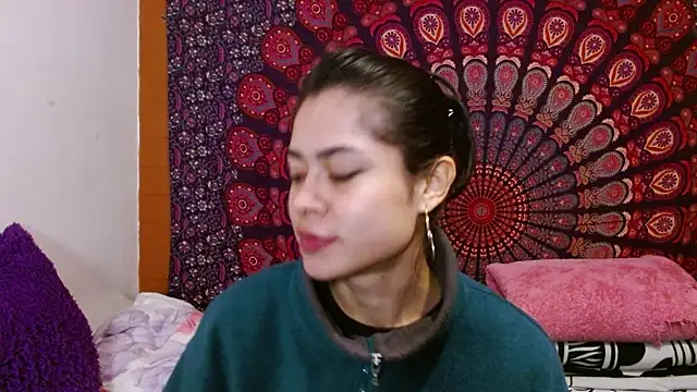 AbbySccott online show from November 2025 12:13:01 AM