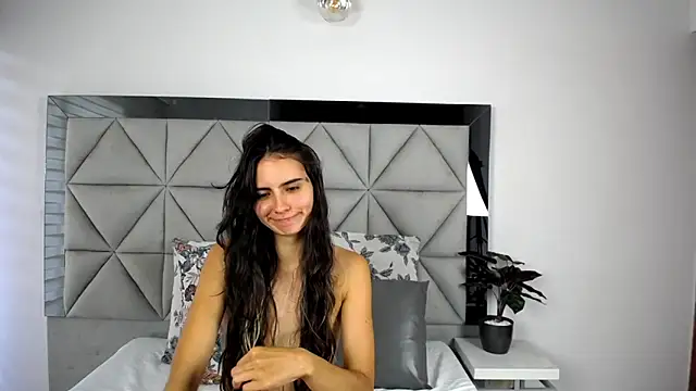 Snapshot of nina_pons chatting on January 2025 09:57:01 PM nina pons online show from January 2025 09:57:01 PM