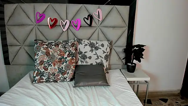 Snapshot of nina_pons chatting on February 2025 12:59:01 AM nina pons online show from February 2025 12:59:01 AM