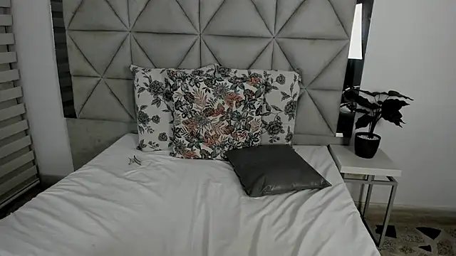 Snapshot of nina_pons chatting on March 2025 11:57:02 PM nina pons online show from March 2025 11:57:02 PM