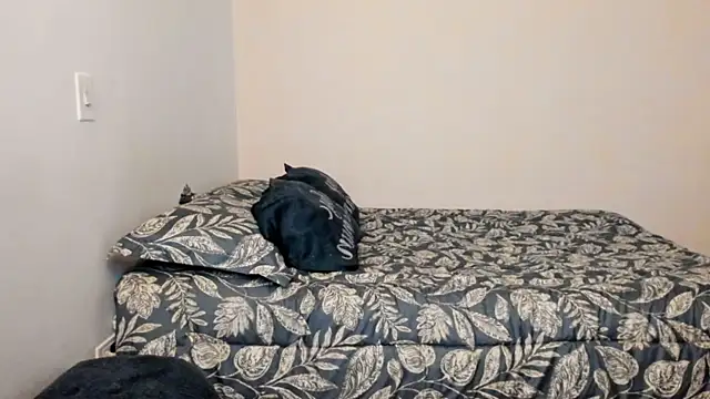 Snapshot of nina_pons chatting on November 2025 07:36:03 PM nina pons online show from November 2025 07:36:03 PM