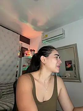 Snapshot of ZarahEvans chatting on October 2025 04:19:01 PM ZarahEvans online show from October 2025 04:19:01 PM