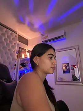 Snapshot of ZarahEvans chatting on November 2025 07:36:01 PM ZarahEvans online show from November 2025 07:36:01 PM