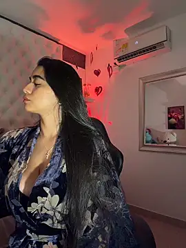 Snapshot of ZarahEvans chatting on March 2026 08:04:01 PM ZarahEvans online show from March 2026 08:04:01 PM