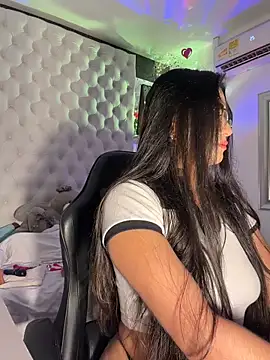 ZarahEvans online show from April 2026 08:36:02 PM