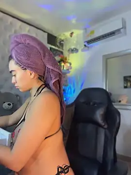 ZarahEvans online show from April 2026 07:38:02 PM